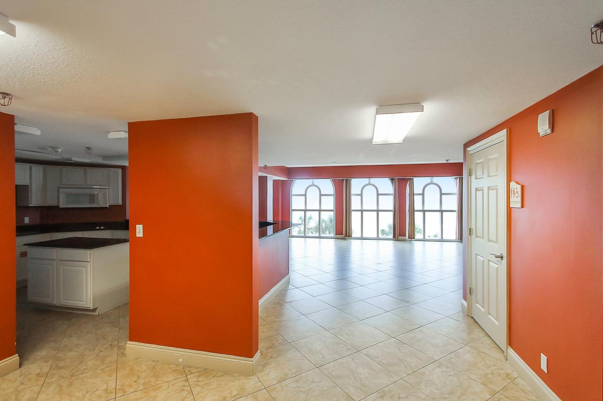Calypso Resort And Towers #602-E By Book That Condo Panama City Beach Room photo