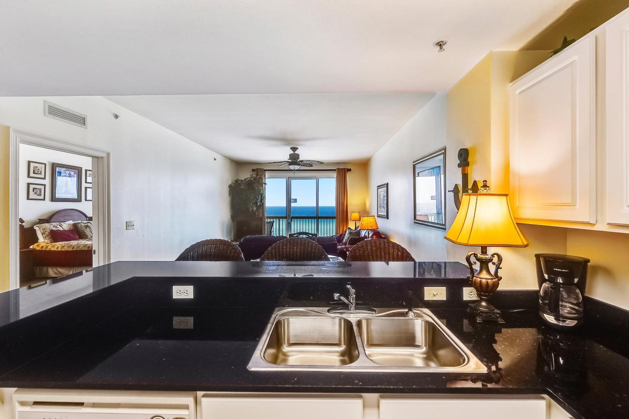 Calypso Resort And Towers #602-E By Book That Condo Panama City Beach Room photo