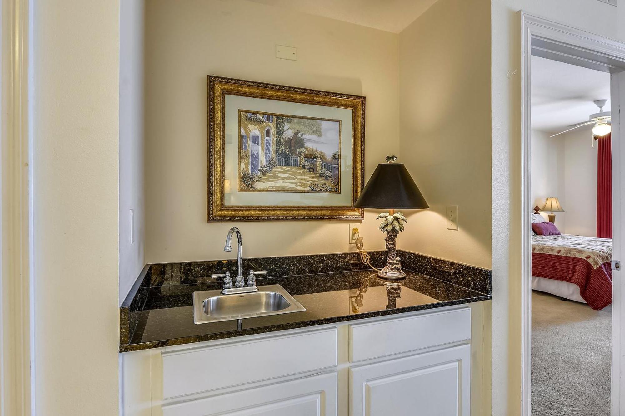 Calypso Resort And Towers #602-E By Book That Condo Panama City Beach Room photo
